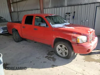 2007 Dodge Dakota SLT with VIN 1D7HW48PX7S195197, listed as a Copart auction lot 44504705 with 206,111 mi miles and Clean Title. Bid and sale history available at carsss.com. Image 4.