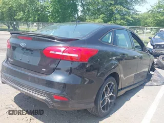 2015 Ford Focus SE с VIN 1FADP3F25FL332956, выставлен на аукционе IAAI как лот 42452810 с пробегом 131 983 миль миль и . История ставок и продаж доступна на DreamBid. Изображение 4.