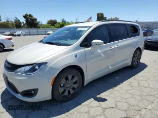 2020 Chrysler Pacifica Hybrid Limited z VIN 2C4RC1N76LR143510, wystawiony jako Copart lot #58259305 z przebiegiem 110 661 mil mil oraz Szkoda całkowita • Salvage title. Historia ofert i sprzedaży dostępna na DreamBid. Obrazek 1.