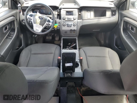 2019 Ford Police Interceptor z VIN 1FAHP2MK5KG113433, wystawiony jako Copart lot #61010045 z przebiegiem 75 950 mil mil oraz Czysty tytuł • Clean title. Historia ofert i sprzedaży dostępna na DreamBid. Obrazek 8.
