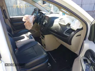 2015 Chrysler Town & Country Touring with VIN 2C4RC1BG4FR755536, listed as a IAAI auction lot 41769040 with 118,393 mi miles and . Bid and sale history available at DreamBid. Image 5.