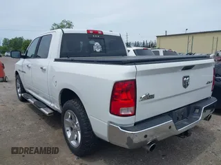2012 Ram 1500 Outdoorsman z VIN 1C6RD7LT6CS122906, wystawiony jako IAAI lot #42359190 z przebiegiem 170 183 mil mil oraz . Historia ofert i sprzedaży dostępna na DreamBid. Obrazek 3.