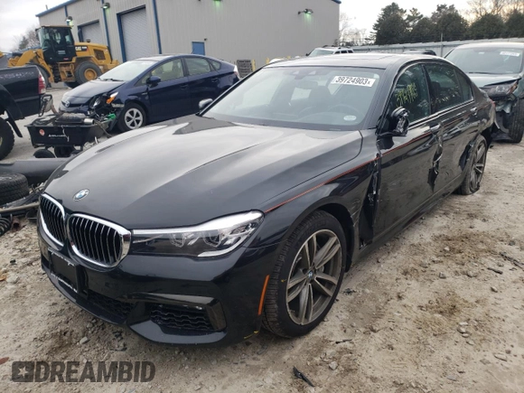 2019 BMW 7 Series 740i xDrive with VIN WBA7E4C52KGV70538, listed as a Copart auction lot 39724903 with 37,137 mi miles. Bid and sale history available at carsss.com. Image 1.