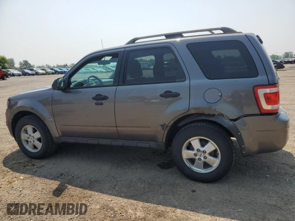 2012 Ford Escape XLT z VIN 1FMCU9DG8CKB35535, wystawiony jako Copart lot #60202675 z przebiegiem 205 750 mil mil oraz Szkoda całkowita • Salvage title. Historia ofert i sprzedaży dostępna na DreamBid. Obrazek 2.