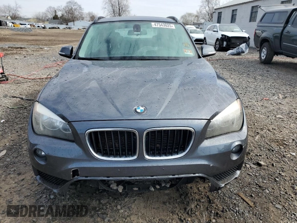 2015 BMW X1 xDrive28i with VIN WBAVL1C5XFVY31265, listed as a Copart auction lot 47543025 with 124,986 mi miles and Salvage Title. Bid and sale history available at carsss.com. Image 5.