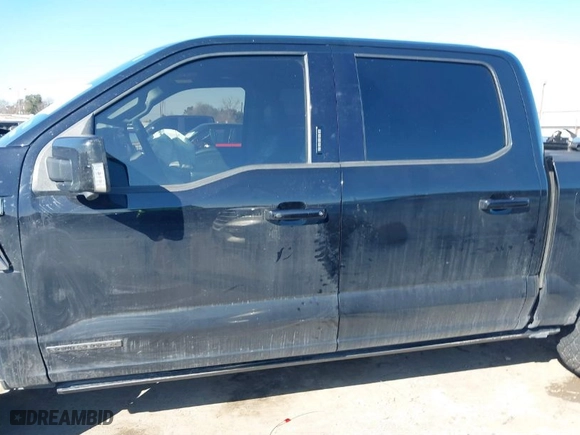 2022 Ford F-150 XL with VIN 1FTFW1ED5NFB77772, listed as a IAAI auction lot 41637359 with 1 mi miles. Bid and sale history available at carsss.com. Image 13.