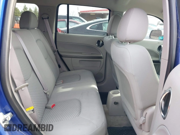 2006 Chevrolet HHR LS with VIN 3GNDA13D86S558061, listed as a IAAI auction lot 41824121 with 93,726 mi miles. Bid and sale history available at carsss.com. Image 8.