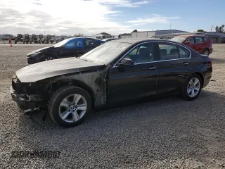 2013 BMW 5 Series 528i with VIN WBAXG5C51DD231693, listed as a Copart auction lot 53683555 with 86,460 mi miles and Salvage Title. Bid and sale history available at carsss.com. Image 1.