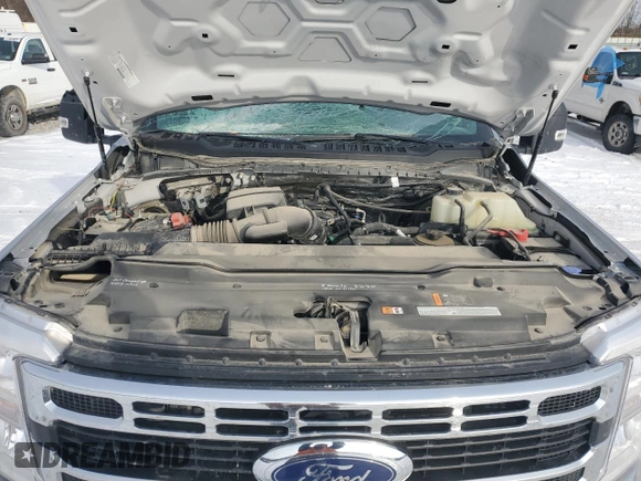 2024 Ford F-350 with VIN 1FT8X3BN2REC48985, listed as a Copart auction lot 88881305 with 10,574 mi miles and Salvage title. Bid and sale history available at DreamBid. Image 11.