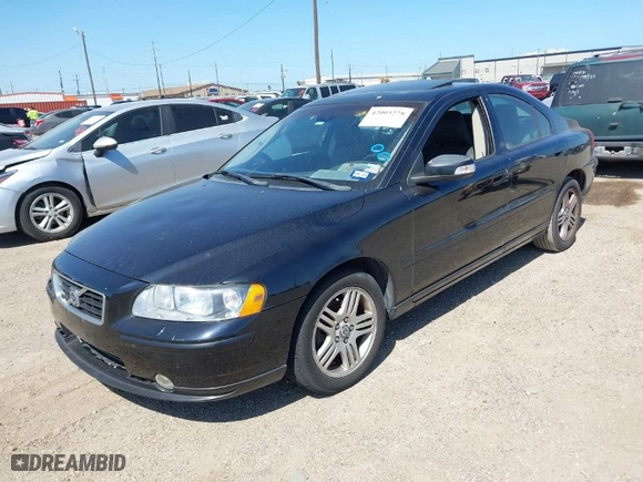 2007 Volvo S60 2.5L Turbo with VIN YV1RS592572637591, listed as a IAAI auction lot 42003278 with 198,118 mi miles. Bid and sale history available at carsss.com. Image 2.