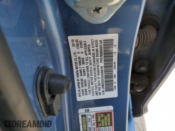 2010 Honda Insight EX with VIN JHMZE2H75AS008122, listed as a Copart auction lot 53894545 with 171,926 mi miles and Salvage title. Bid and sale history available at DreamBid. Image 12.