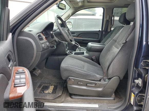 2008 GMC Yukon SLE w/3SB with VIN 1GKFK13018J144673, listed as a Copart auction lot 71287664 with 156,977 mi miles and Salvage Title. Bid and sale history available at carsss.com. Image 7.