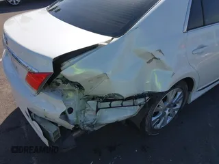 2011 Toyota Avalon with VIN 4T1BK3DB0BU414192, listed as a IAAI auction lot 42099301 with 220,967 mi miles and . Bid and sale history available at carsss.com. Image 6.
