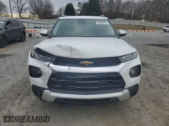 2022 Chevrolet TrailBlazer LT with VIN KL79MPSL4NB058844, listed as a Copart auction lot 43502975 with 57,680 mi miles and Salvage Title. Bid and sale history available at carsss.com. Image 5.