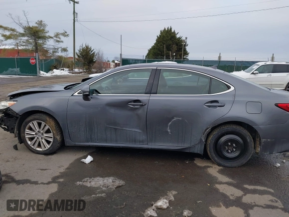 2014 Lexus ES 330 with VIN JTHBK1GG0E2113100, listed as a IAAI auction lot 41309816 with 233,535 mi miles and . Bid and sale history available at DreamBid. Image 15.