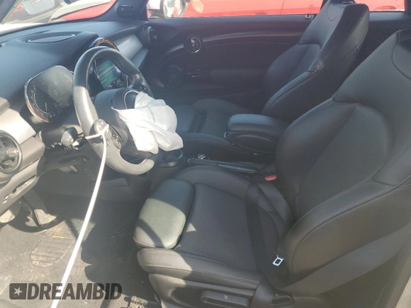 2022 MINI Convertible Cooper S with VIN WMW43DL01N3N51794, listed as a Copart auction lot 53075045 with 43,811 mi miles and Salvage title. Bid and sale history available at DreamBid. Image 7.
