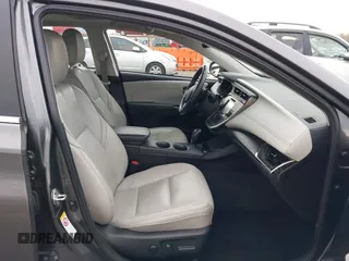 2016 Toyota Avalon Limited with VIN 4T1BK1EB8GU238289, listed as a IAAI auction lot 41260550 with 32,058 mi miles and . Bid and sale history available at carsss.com. Image 5.