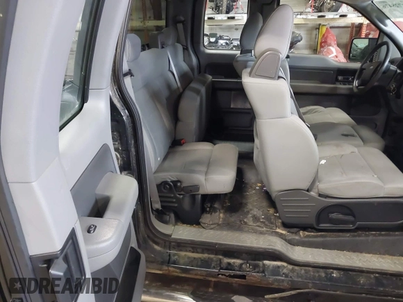 2008 Ford F-150 STX с VIN 1FTRX14W58FB82133, выставлен на аукционе IAAI как лот 41728476 с пробегом 240 697 миль миль и . История ставок и продаж доступна на DreamBid. Изображение 8.