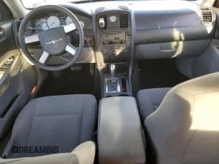 2007 Chrysler 300 with VIN 2C3KA43R77H732806, listed as a Copart auction lot 47111825 with 104,639 mi miles and Salvage Title. Bid and sale history available at DreamBid. Image 8.