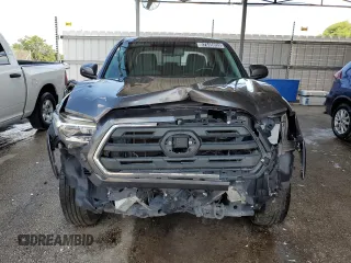 2018 Toyota Tacoma SR5 с VIN 5TFAZ5CN6JX061246, выставлен на аукционе Copart как лот 57845055 с пробегом 62 382 миль миль и Чистый • Clean title. История ставок и продаж доступна на DreamBid. Изображение 5.