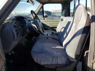 1992 Ford F-150 with VIN 1FTDF15YXNPA60869, listed as a Copart auction lot 41654505 with 0 mi miles and Clean Title. Bid and sale history available at carsss.com. Image 7.