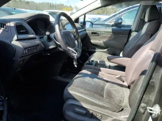2019 Honda Odyssey EX-L with VIN 5FNRL6H72KB138520, listed as a Copart auction lot 52151145 with 89,777 mi miles and Non Repairable. Bid and sale history available at carsss.com. Image 7.