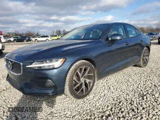 2020 Volvo S60 Momentum with VIN 7JR102FK4LG073121, listed as a Copart auction lot 86650304 with 60,722 mi miles and Salvage Title. Bid and sale history available at carsss.com. Image 1.