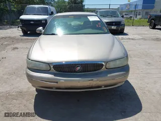 2001 Buick Century Limited with VIN 2G4WY55J211163994, listed as a IAAI auction lot 42031382 with 1 mi miles. Bid and sale history available at carsss.com. Image 6.