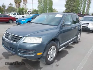 2005 Volkswagen Touareg 3.2L V6 with VIN WVGZG77L55D071024, listed as a IAAI auction lot 42111205 with 204,417 mi miles and . Bid and sale history available at DreamBid. Image 6.