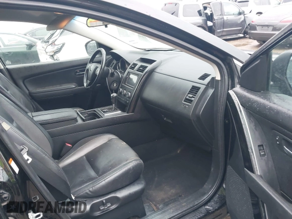 2010 Mazda CX-9 Sport with VIN JM3TB2MA2A0205575, listed as a IAAI auction lot 41952667 with 183,790 mi miles. Bid and sale history available at carsss.com. Image 5.