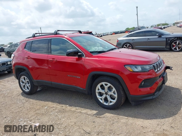 2025 Jeep Compass Latitude с VIN 3C4NJDBN8ST515983, выставлен на аукционе IAAI как лот 42172656 с пробегом 2 836 миль миль и . История ставок и продаж доступна на DreamBid. Изображение 13.