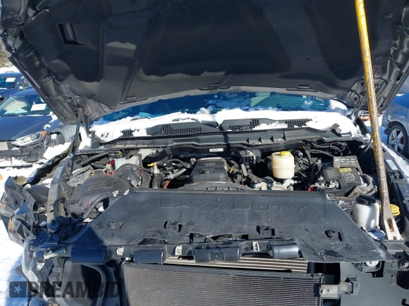 2018 Ram 2500 Tradesman z VIN 3C6UR5CL3JG380790, wystawiony jako IAAI lot #41579401 z przebiegiem 72 675 mil mil oraz . Historia ofert i sprzedaży dostępna na DreamBid. Obrazek 10.