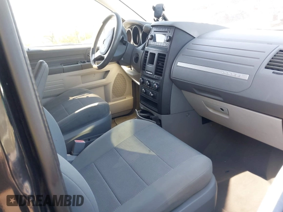 2009 Dodge Grand Caravan SE z VIN 2D8HN44EX9R623373, wystawiony jako IAAI lot #41967398 z przebiegiem 225 611 mil mil oraz . Historia ofert i sprzedaży dostępna na DreamBid. Obrazek 5.