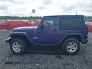 2017 Jeep Wrangler Sport z VIN 1C4AJWAG1HL633794, wystawiony jako IAAI lot #42189035 z przebiegiem 90 139 mil mil oraz . Historia ofert i sprzedaży dostępna na DreamBid. Obrazek 14.