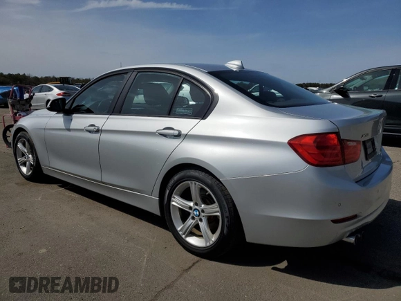2013 BMW 3 Series 328i xDrive with VIN WBA3B5G54DNS03260, listed as a Copart auction lot 51511735 with 83,922 mi miles and Salvage title. Bid and sale history available at DreamBid. Image 2.