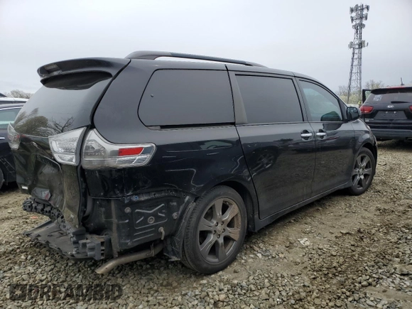 2017 Toyota Sienna SE with VIN 5TDXZ3DC9HS824064, listed as a Copart auction lot 51328695 with Not Provided miles and Salvage Title. Bid and sale history available at DreamBid. Image 3.