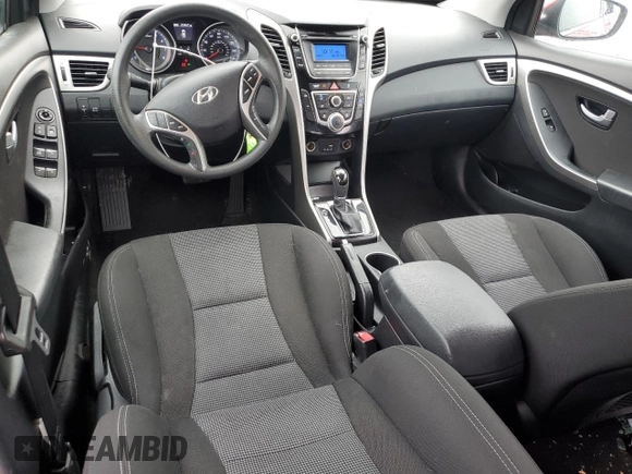 2017 Hyundai Elantra z VIN KMHD35LH7HU377089, wystawiony jako Copart lot #55217705 z przebiegiem 83 467 mil mil oraz Szkoda całkowita • Salvage title. Historia ofert i sprzedaży dostępna na DreamBid. Obrazek 8.