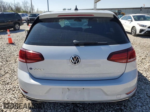 2019 Volkswagen Golf SE z VIN WVWKR7AU6KW902659, wystawiony jako Copart lot #51210155 z przebiegiem 53 017 mil mil oraz Szkoda całkowita • Salvage title. Historia ofert i sprzedaży dostępna na DreamBid. Obrazek 6.