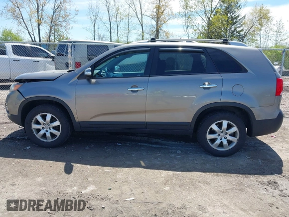 2011 Kia Sorento LX with VIN 5XYKT4A15BG175047, listed as a IAAI auction lot 42161402 with 102,509 mi miles and . Bid and sale history available at DreamBid. Image 14.