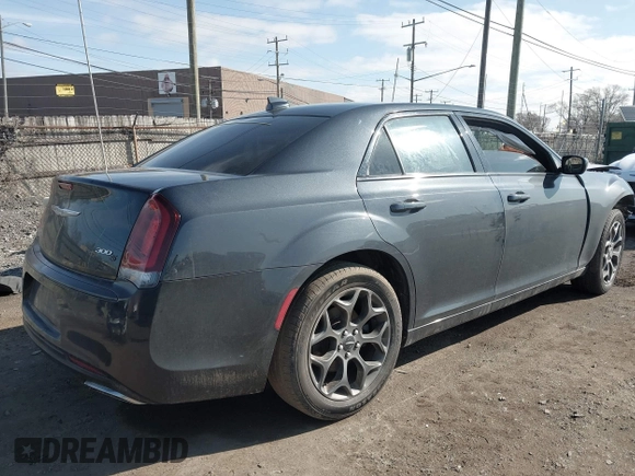2018 Chrysler 300 with VIN 2C3CCAGG3JH250332, listed as a IAAI auction lot 41931396 with 0 mi miles. Bid and sale history available at carsss.com. Image 4.