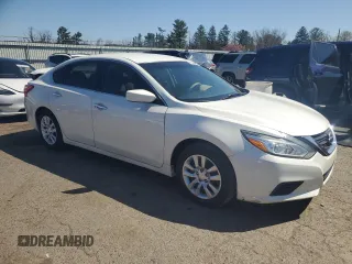 2016 Nissan Altima S with VIN 1N4AL3APXGN334760, listed as a Copart auction lot 52588005 with 110,141 mi miles and Salvage Title. Bid and sale history available at DreamBid. Image 4.