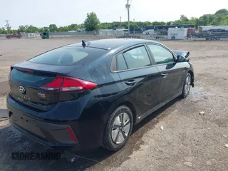 2019 Hyundai Ioniq Blue with VIN KMHC65LC5KU174538, listed as a IAAI auction lot 42379960 with 135,299 mi miles and . Bid and sale history available at DreamBid. Image 4.