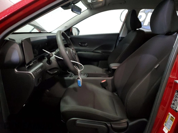 2024 Hyundai Kona SE with VIN KM8HA3AB5RU099935, listed as a Copart auction lot 54499245 with 27,291 mi miles and Clean Title. Bid and sale history available at carsss.com. Image 7.