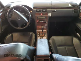 2000 Mercedes-Benz E with VIN WDBJF70G3YA960670, listed as a Copart auction lot 85757784 with Not Provided miles and Salvage Title. Bid and sale history available at DreamBid. Image 8.