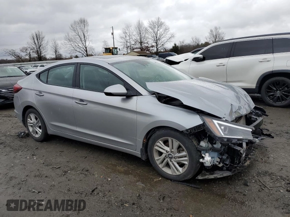 2020 Hyundai Elantra Value Edition z VIN 5NPD84LF6LH631179, wystawiony jako Copart lot #83842914 z przebiegiem 27 003 mil mil oraz Szkody całkowita. Historia ofert i sprzedaży dostępna na DreamBid. Obrazek 4.