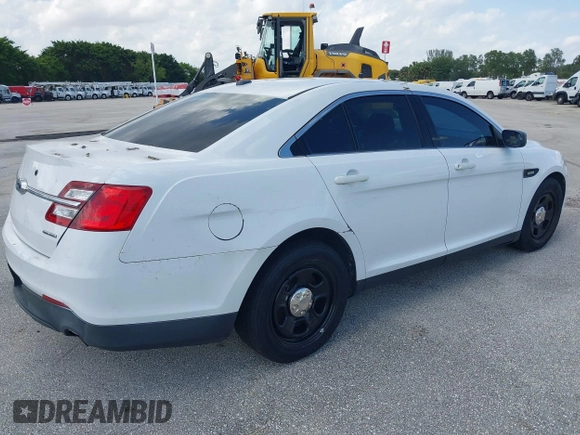 2017 Ford Police Interceptor with VIN 1FAHP2L82HG133685, listed as a IAAI auction lot 41883464 with 68,594 mi miles and . Bid and sale history available at DreamBid. Image 4.