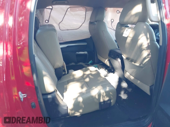 2015 Toyota Tundra SR5 z VIN 5TFEM5F15FX088292, wystawiony jako IAAI lot #41410271 z przebiegiem 128 292 mil mil oraz . Historia ofert i sprzedaży dostępna na DreamBid. Obrazek 8.