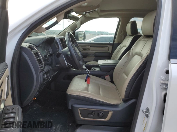 2021 Ram 1500 z VIN 0K0700710912, wystawiony jako Copart lot #78713673 z przebiegiem 41 902 mil mil oraz Czysty tytuł • Clean title. Historia ofert i sprzedaży dostępna na DreamBid. Obrazek 7.