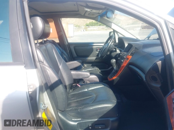 2001 Lexus RX 300 with VIN JTJGF10UX10101387, listed as a IAAI auction lot 42510195 with 327,822 mi miles and . Bid and sale history available at DreamBid. Image 5.