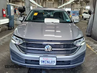 2024 Volkswagen Jetta S with VIN 3VW5M7BU6RM073190, listed as a IAAI auction lot 42844463 with 33,096 mi miles and . Bid and sale history available at DreamBid. Image 17.